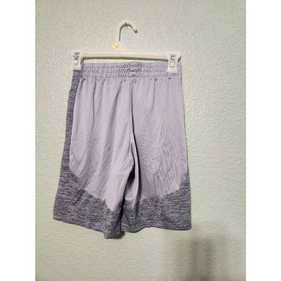 Boys shorts champion size 10-12 - Picture 4 of 6